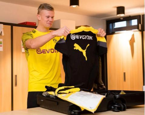 官方：因韦格霍斯特身体状况不佳，荷兰国家队补招埃梅加（荷兰队官宣：韦格霍斯特状态欠佳，埃梅加递补入选国家队）