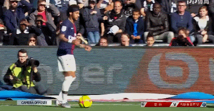 乌拉圭历史第三人，巴尔韦德达成欧冠70场里程碑（巴尔韦德欧冠出场达70场，跻身乌拉圭史上第三人）