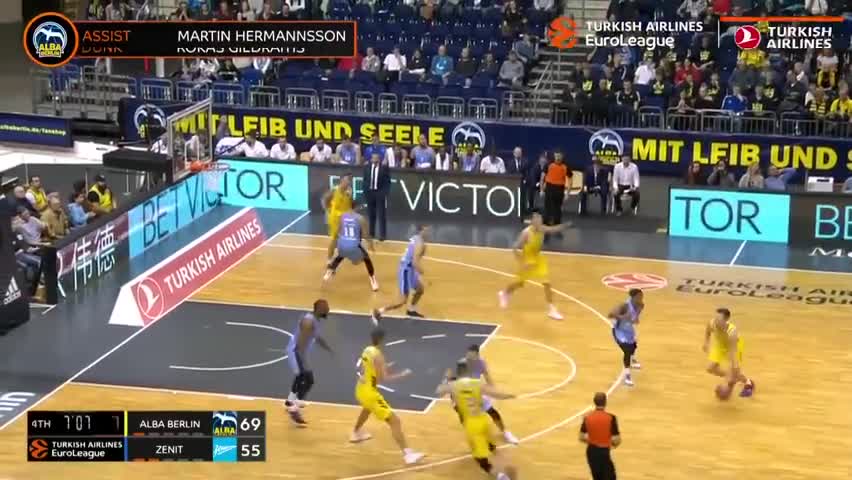 恰20：对阵西班牙我们会评估黄牌的问题，避免附加赛停赛风险（恰20：战西班牙将审慎处理黄牌，规避附加赛停赛风险）