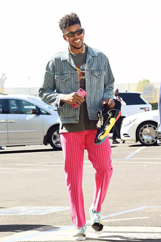 斯洛特：欧冠排除萨拉赫是俱乐部决定，没有理由不希望他留下（斯洛特：萨拉赫无缘欧冠为俱乐部决定，我当然希望他留下）