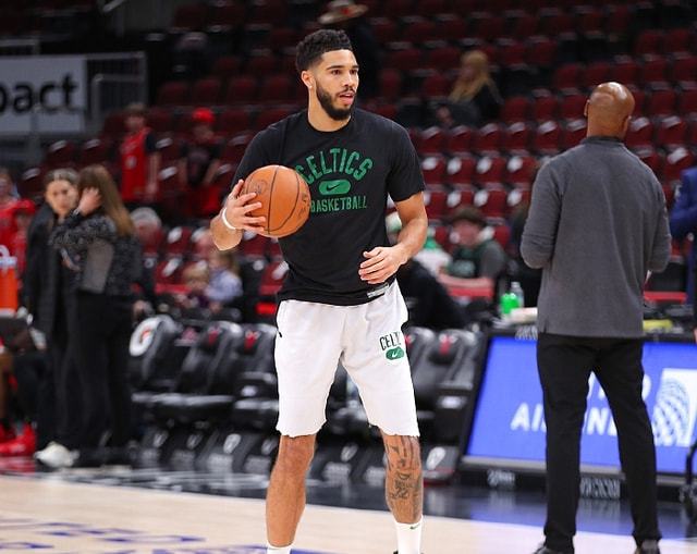 联赛赛程密集 引发体能担忧（赛程紧凑引发体能隐忧）