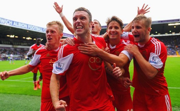 亚沙里稳健复出，80次传球仅失误6次，并送出一次全场最佳进攻机会的长传