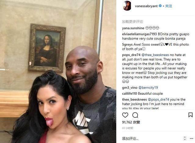 中甲冠军辽宁铁人队在沈阳故宫拍全家福：致敬历史，开启未来（中甲冠军辽宁铁人在沈阳故宫全队合影：向历史致敬，迈向未来）